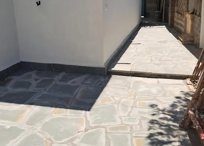 Cozy With Garden Apartment Permet